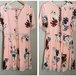 Entro Peach Floral Lace‎ Up Dress Size Medium